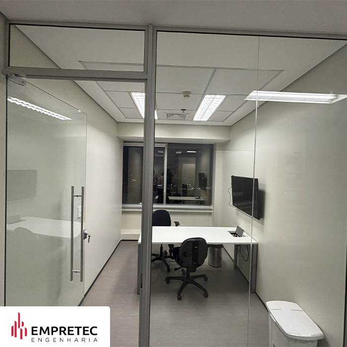 Empresa focada em reforma de coberturas comerciais